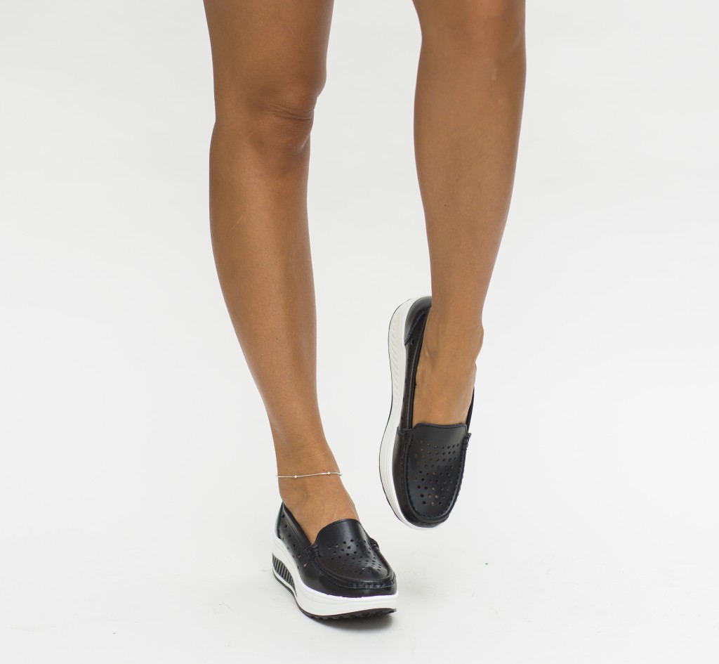 Pantofi slip on negri casual  prevazuti cu multiple perforatii Buga