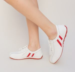 Pantofi office albi cu sireturi extrem de comozi realizati din piele naturala Destini