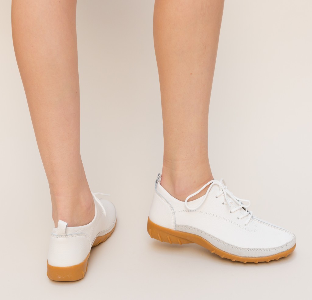 Pantofi casual albi pentru tinute de zi confectionati din piele naturala Escan