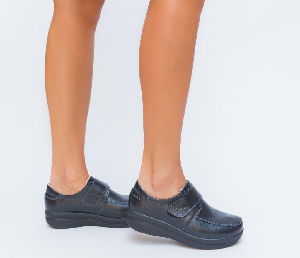 Pantofi dama casual negri cu scai confectionati din piele naturala Iron
