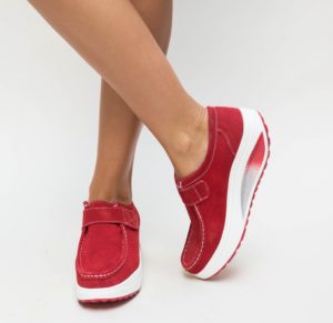 Pantofi dama casual rosii din piele intoarsa si platforma de 4 cm Juko