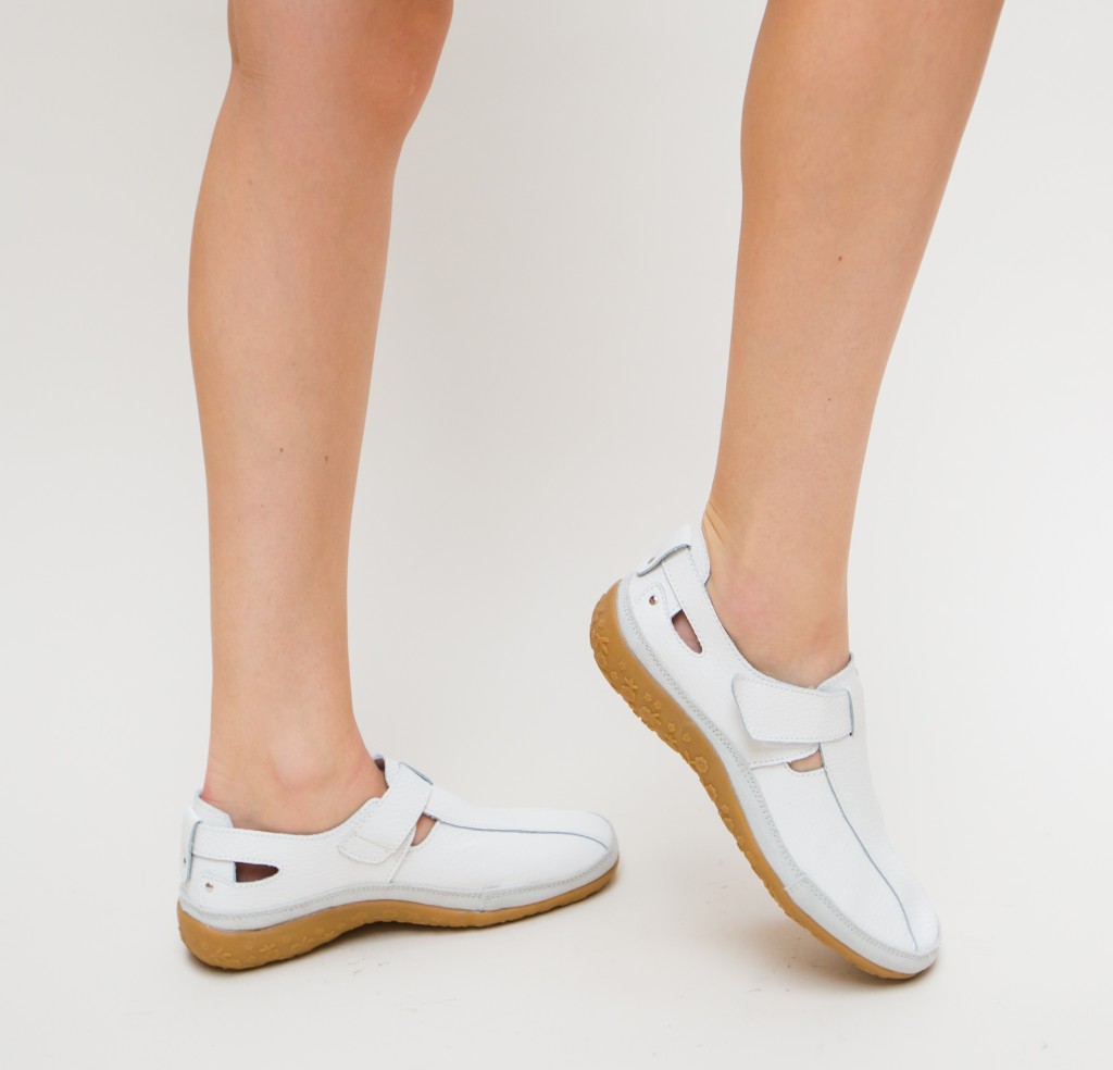 Pantofi dama casual albi lejeri de toamna extrem de confortabili si de stilati Teos