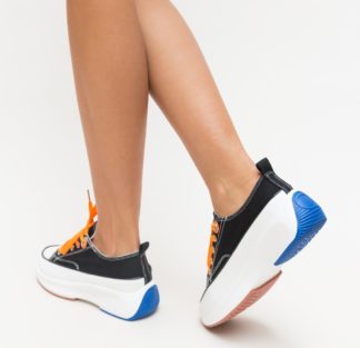 Pantofi sport negri de toamna tip tenisi prevazuti cu sireturi colorate Sedy
