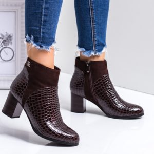 Botine ieftine maro de dama cu toc de 6.5cm Casoria usor imblanite pentru tinute casual